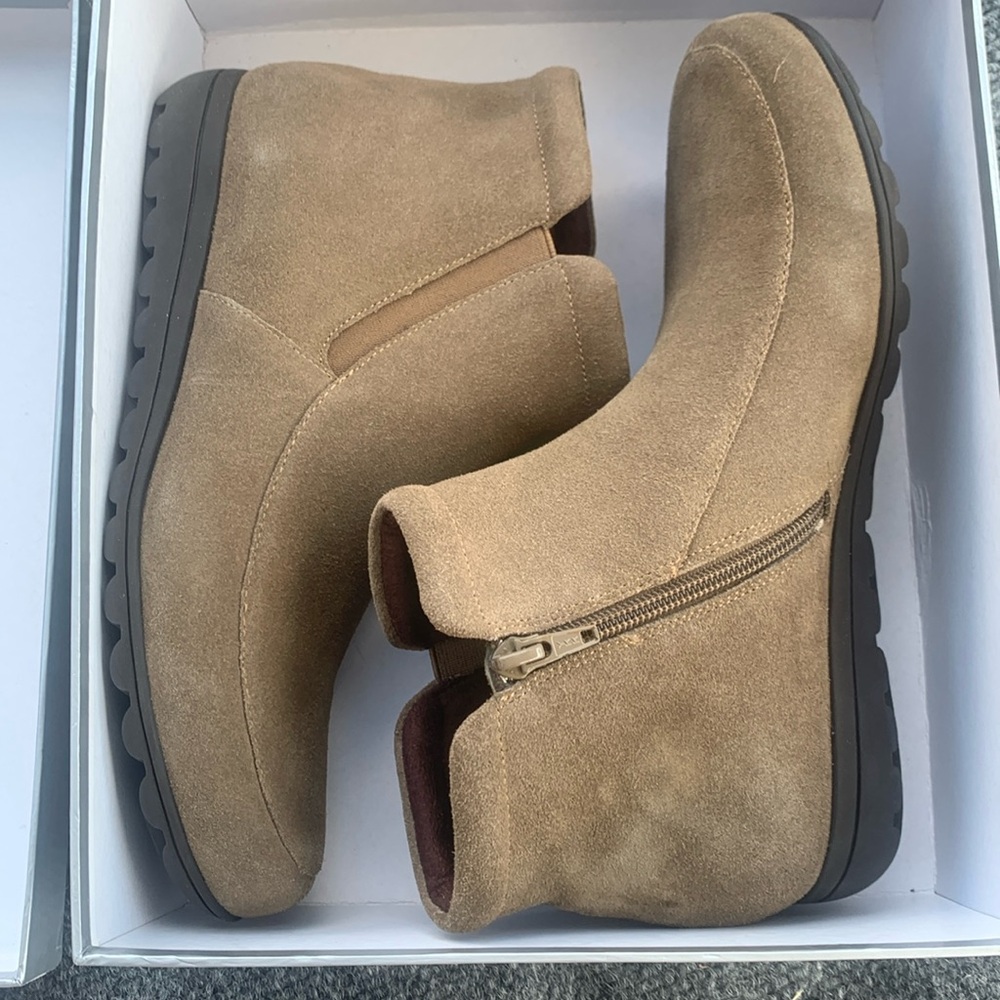 Cute Vaneli short boot has a Suede feel and zipper for easy slide in.